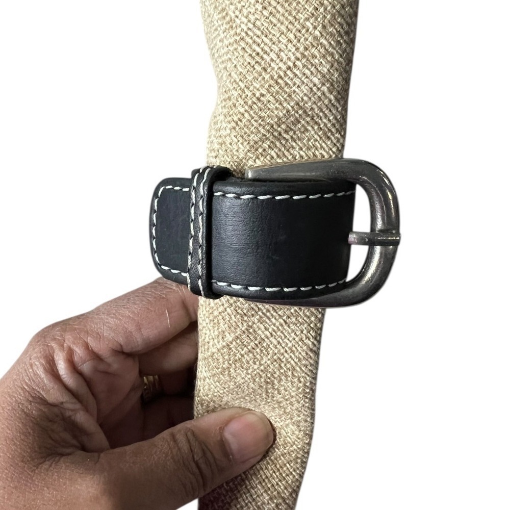 Set of 4 Black Leather Belt Napkin Rings with Buckles and Tan Woven Napkins - Picture 2 of 4